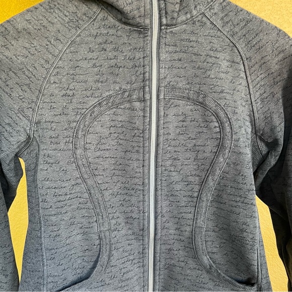 Lululemon Scuba Hoodie Manifesto Script Ghost Black - Picture 6 of 16